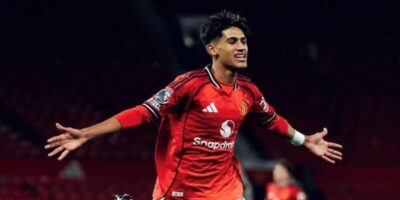 Thần Đồng 15 Tuổi Tỏa Sáng Giúp Mu Hạ Man City Trong Trận Derby Trẻ Kịch Tính